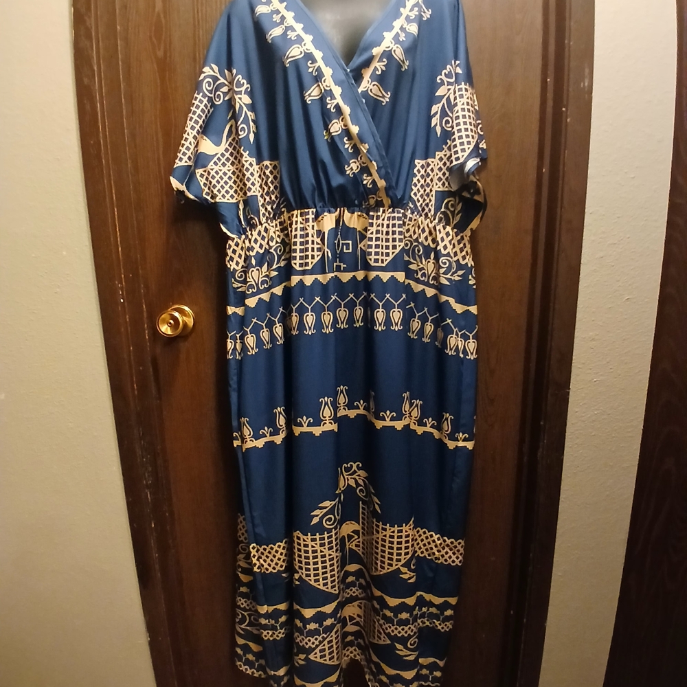 Chic Blue and Cream Midi Dress